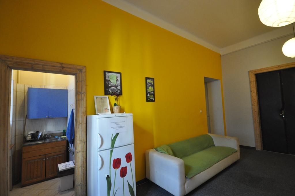 Hostel Yellow Krasków Eksteriør bilde